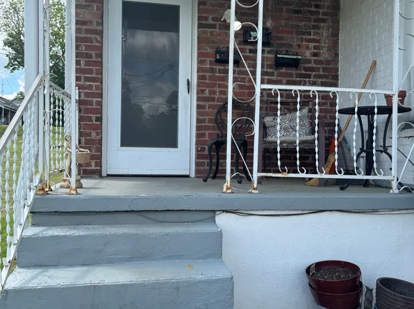 506 6th St #6, Bristol, TN 37620