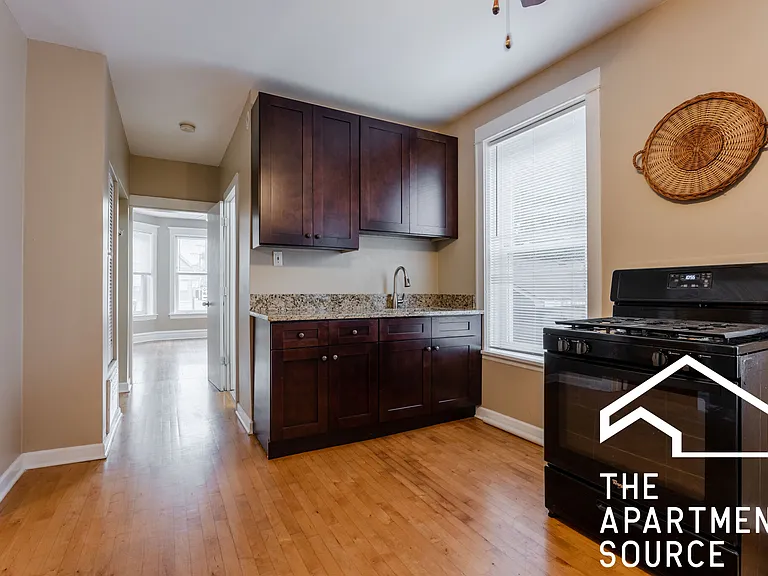 2614 N Springfield Ave #1 — Photo 2