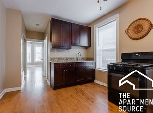 2614 N Springfield Ave #1F, Chicago, IL 60647