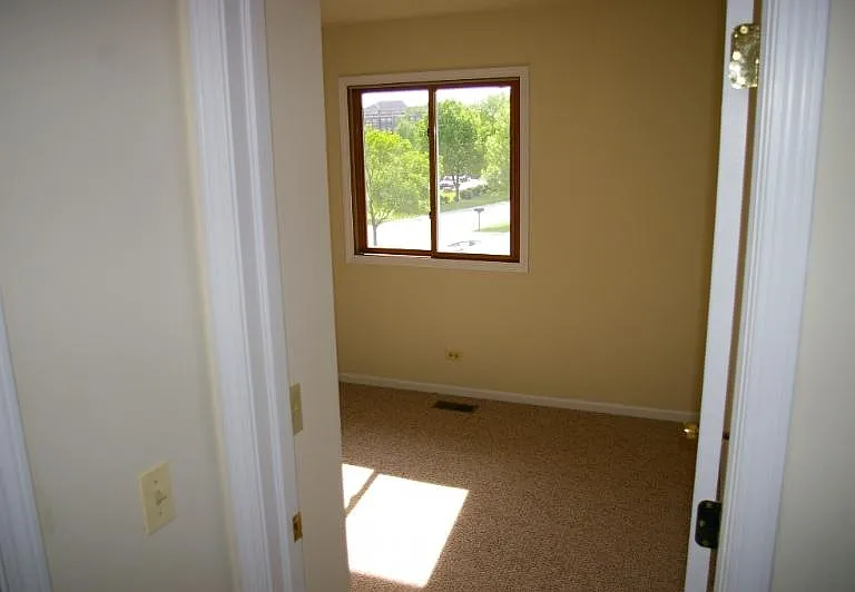 315 Creekside Dr #A — Photo 9