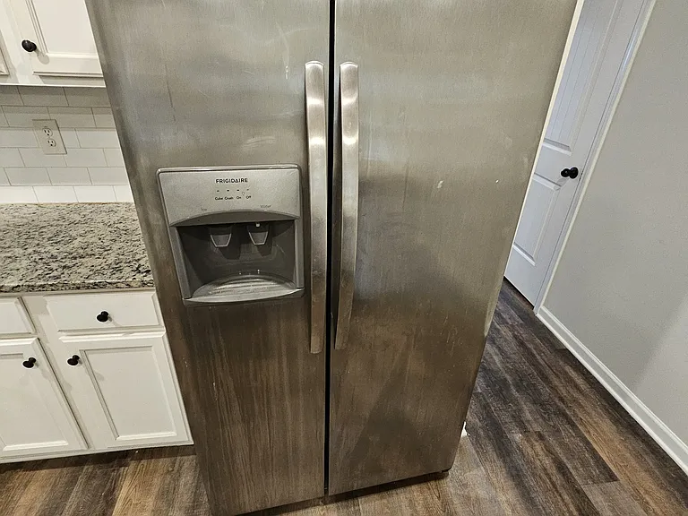 3004 Bayrose Cir #102B — Photo 4