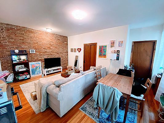 1st image of 200 W 85th St APT 2C