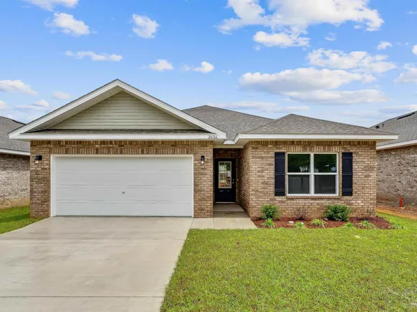 2709 Avalon St, Cantonment, FL 32533