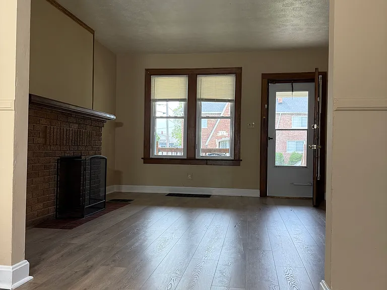 26-28 N Huron Ave — Photo 3