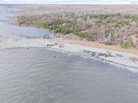 5th image of Round Bay Rd
