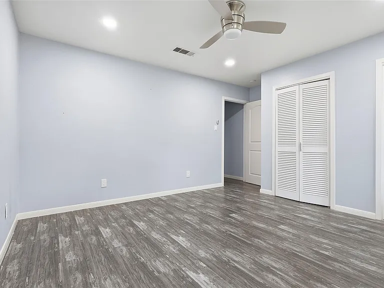 5347 Rutherglenn Dr — Photo 15