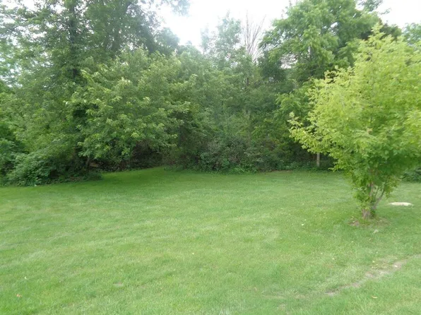 223 E Rand St, Hobart, IN 46342