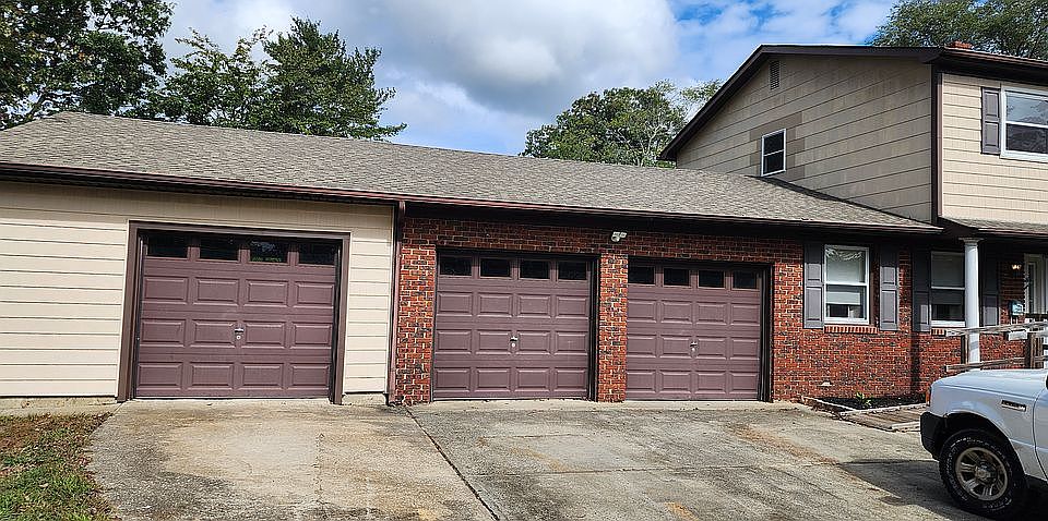 2nd image of 44 Taunton Dr