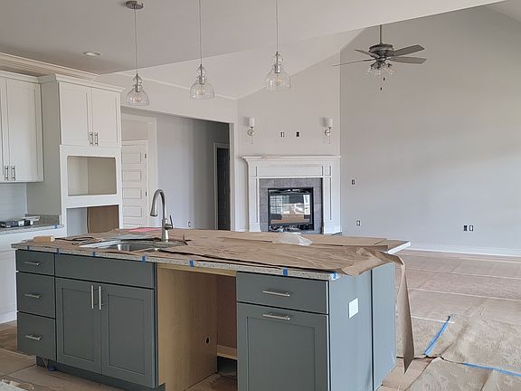 2nd image of 321 Kendallwood Dr