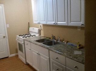 137 Delaware Dr, Coraopolis, PA 15108
