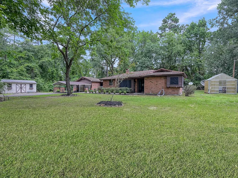 1251 Pruitt Rd — Photo 7