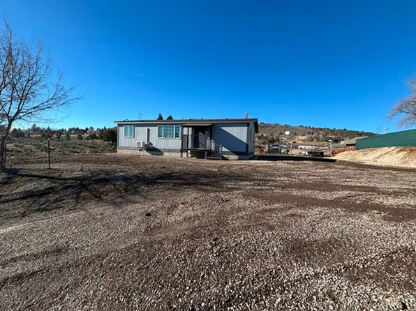 2346 Frontage Rd, Klamath Falls, OR 97601