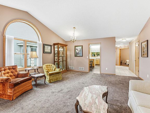 4th image of 739 Echo Shores Ct