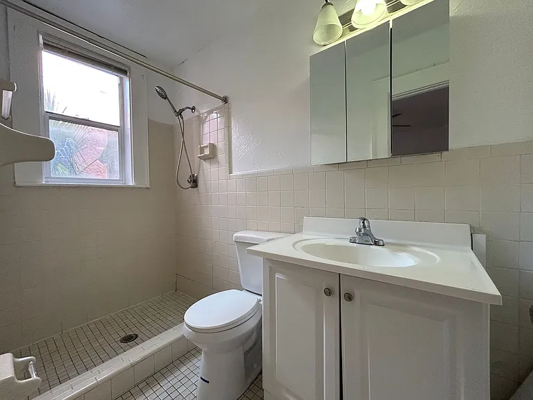 1727 Ringling Blvd — Photo 13
