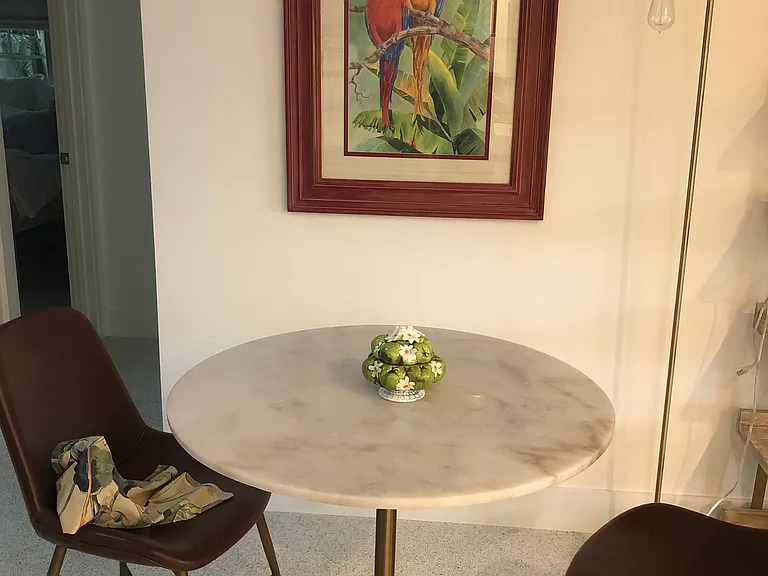 Cafe table with seating for 2 (can seat 4)
