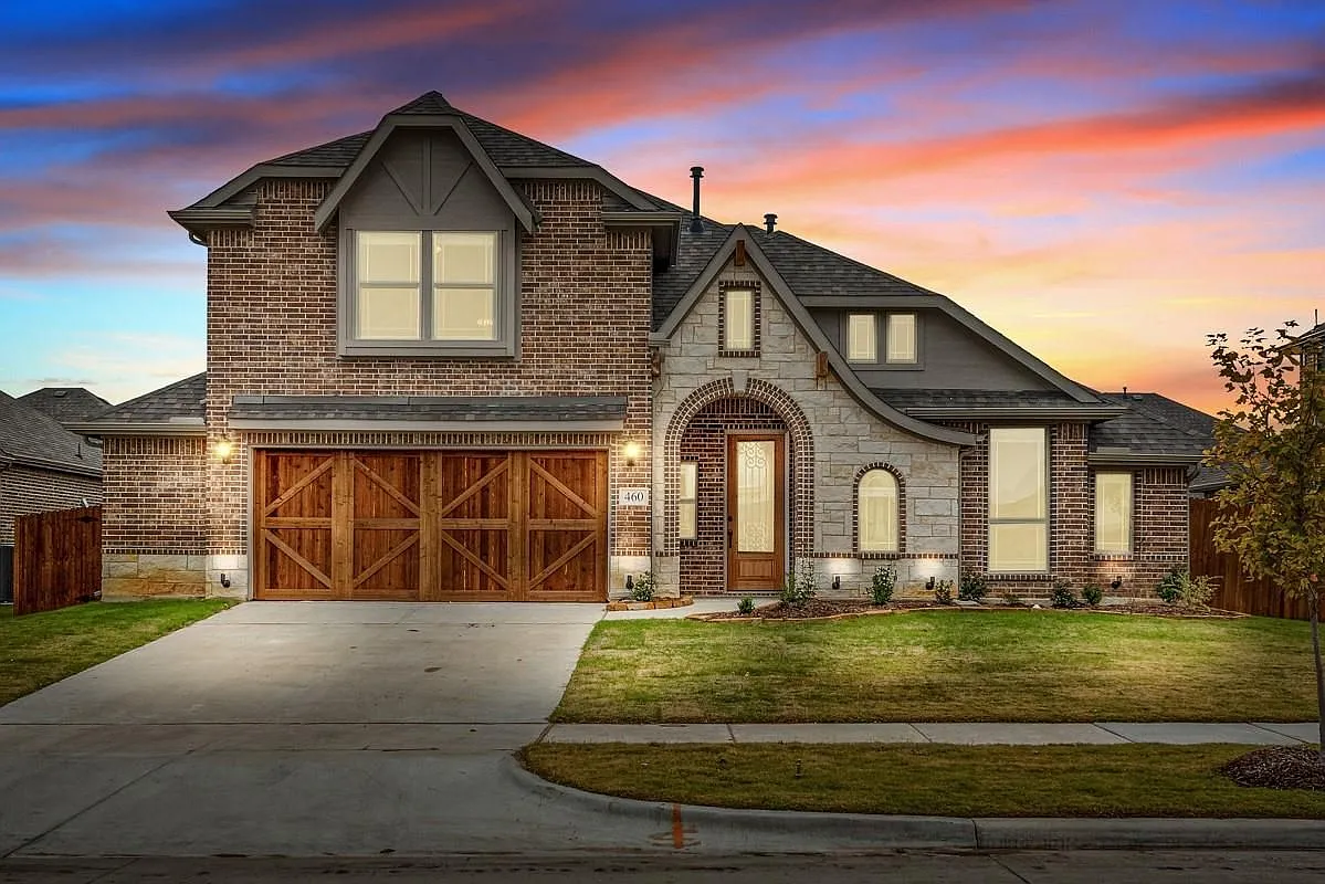 4 bed, 3.0 bath, 3291 sqft, $3,800 — Photo 1