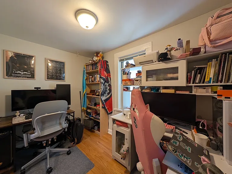 1746 W Beach Ave #CH1 — Photo 6