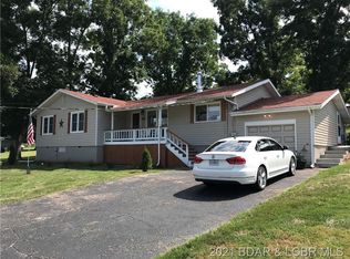407 Sunny Slope Cir, Camdenton, MO 65020