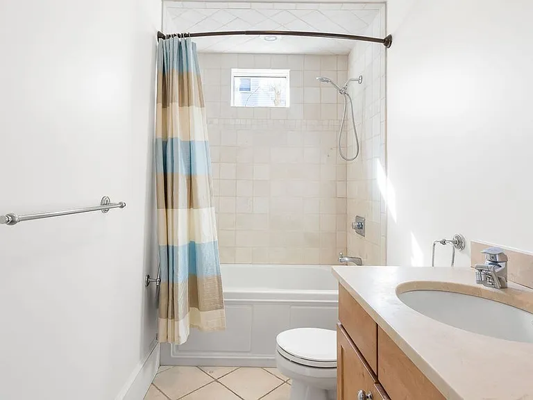 21 Cawfield St #1 — Photo 24