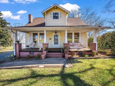 110 N Lyles Ave, Landrum, SC, 29356