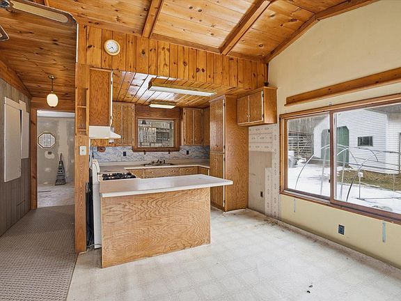 5th image of 59404 Herron Rd