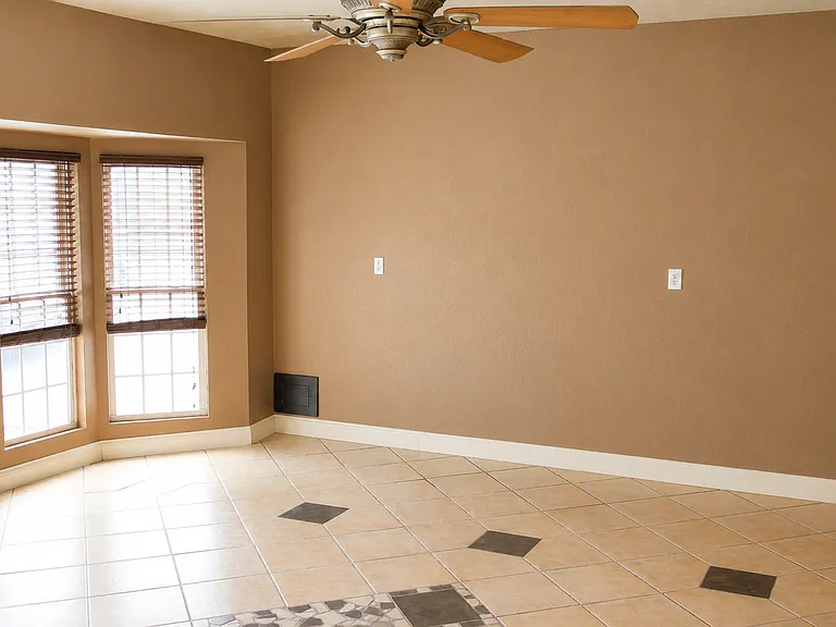 7713 Sayne Ln — Photo 27