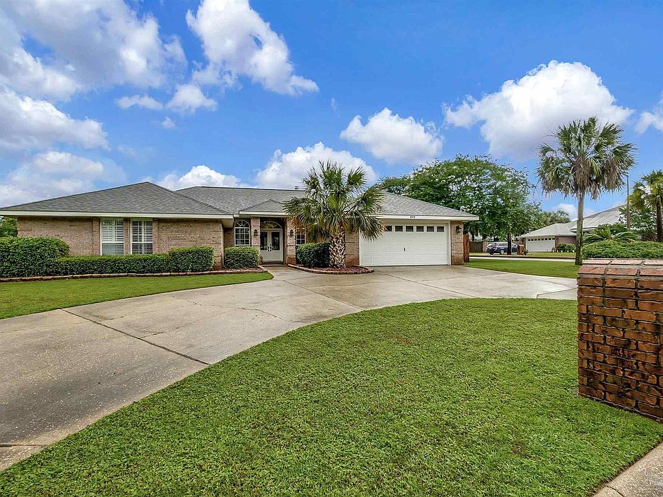 1st image of 4919 Berkeley Forest Blvd