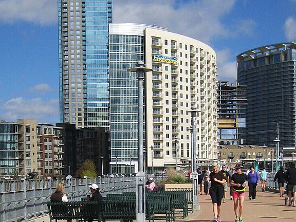 The home is 20 minutes from Downtown and the Lady Bird Hike and Bike Trail