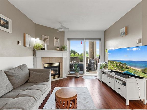 3rd image of 9165 Broadway St #305