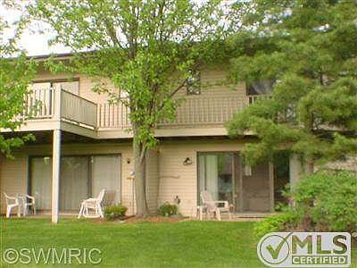 3rd image of 4837 Dellview Ct