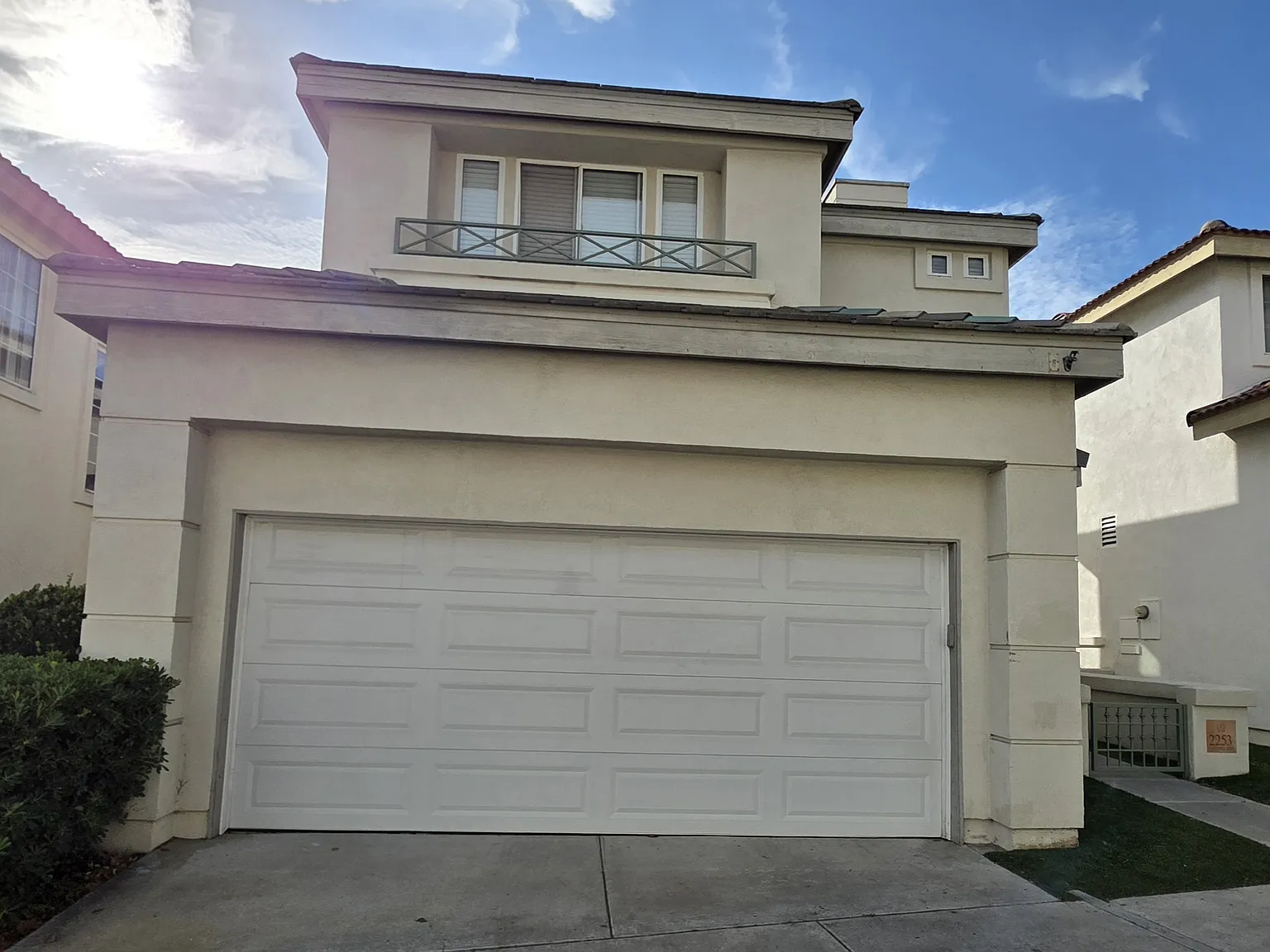 3 bed, 1236 sqft, $3,900 — Photo 2