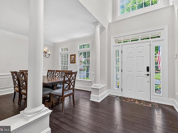 5th image of 8020 Amsterdam Ct