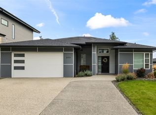 2573 Crown Crest Dr, West Kelowna, BC V4T3M6