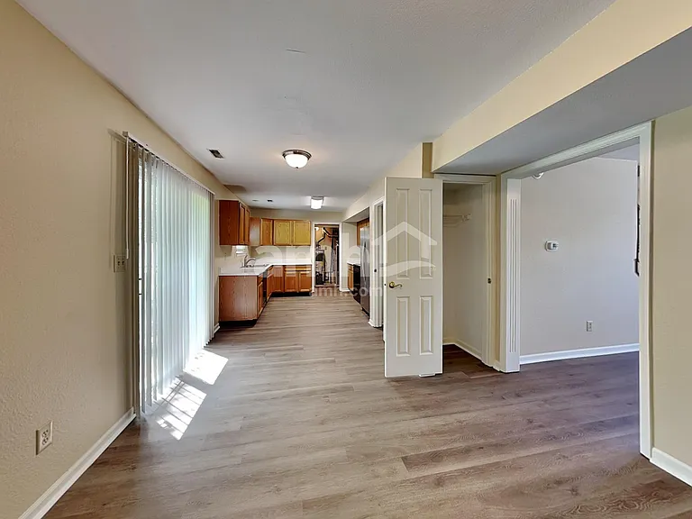 12693 Glengary Dr — Photo 8