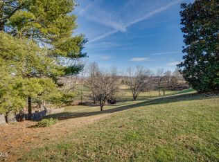 Pecanwood Dr, Jonesborough, TN 37659