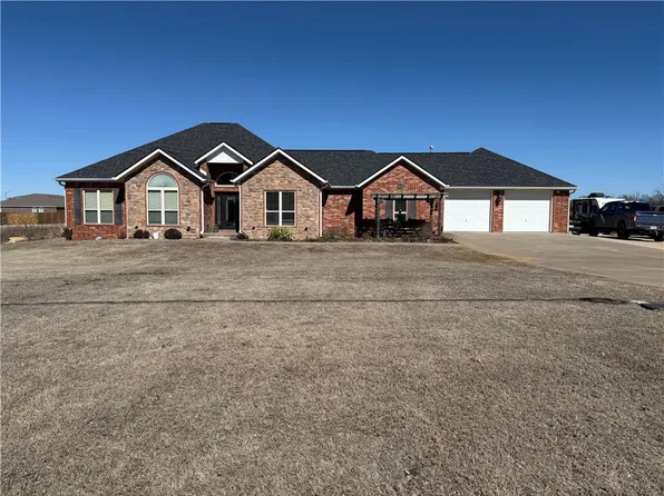 22990 Lawlis Rd, Siloam Springs, AR 72761