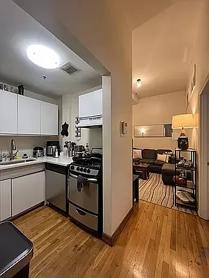 Rented by Oxford Property Group | media 27