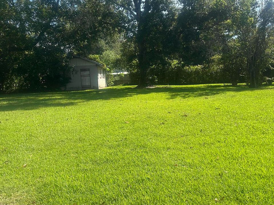 1st image of 278 Graham Ave