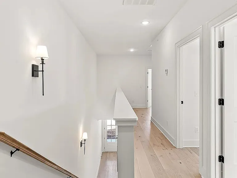 801 Vickery Dr — Photo 12