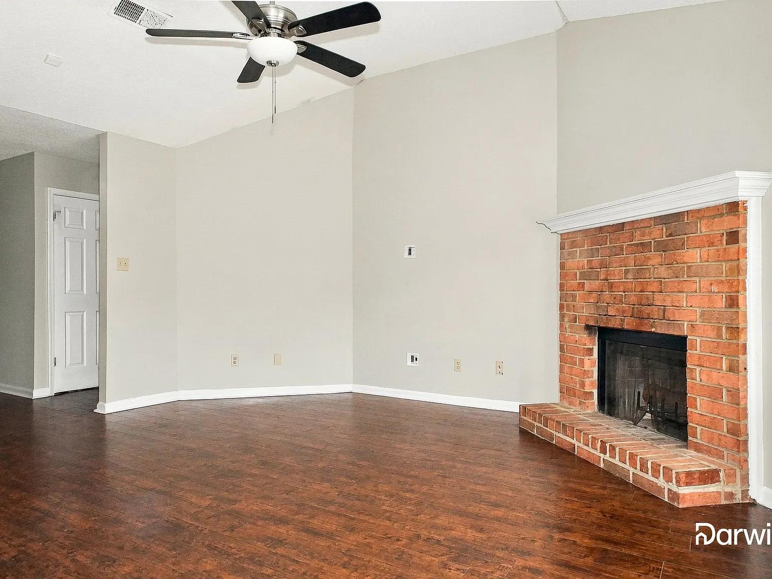 3 bed, 2.0 bath, 1241 sqft, $1,535 — Photo 4