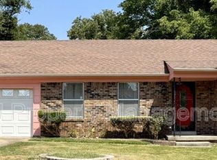 3558 Greentree Dr, Memphis, TN 38128