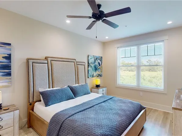 105 Harbor Rd, Jekyll Island, GA 31527
