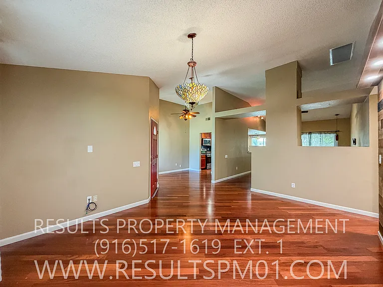9524 Kellingworth Ct — Photo 9