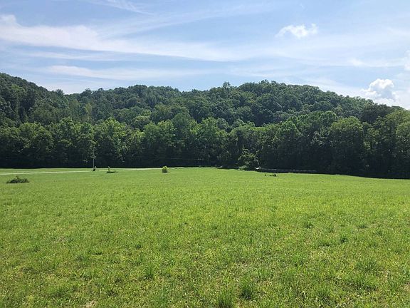 2nd image of 2273 Brush Creek Rd