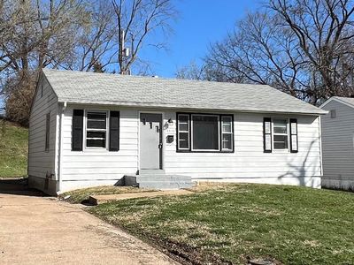 8515 Jenny Dr, Saint Louis, MO, 63121