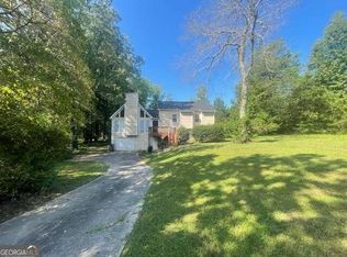 364 Stoker Rd, Dallas, GA 30132