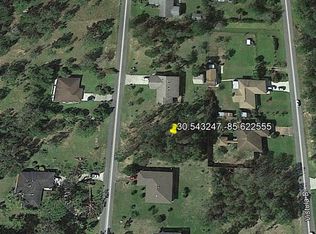 Amy Ln, Chipley, FL 32428