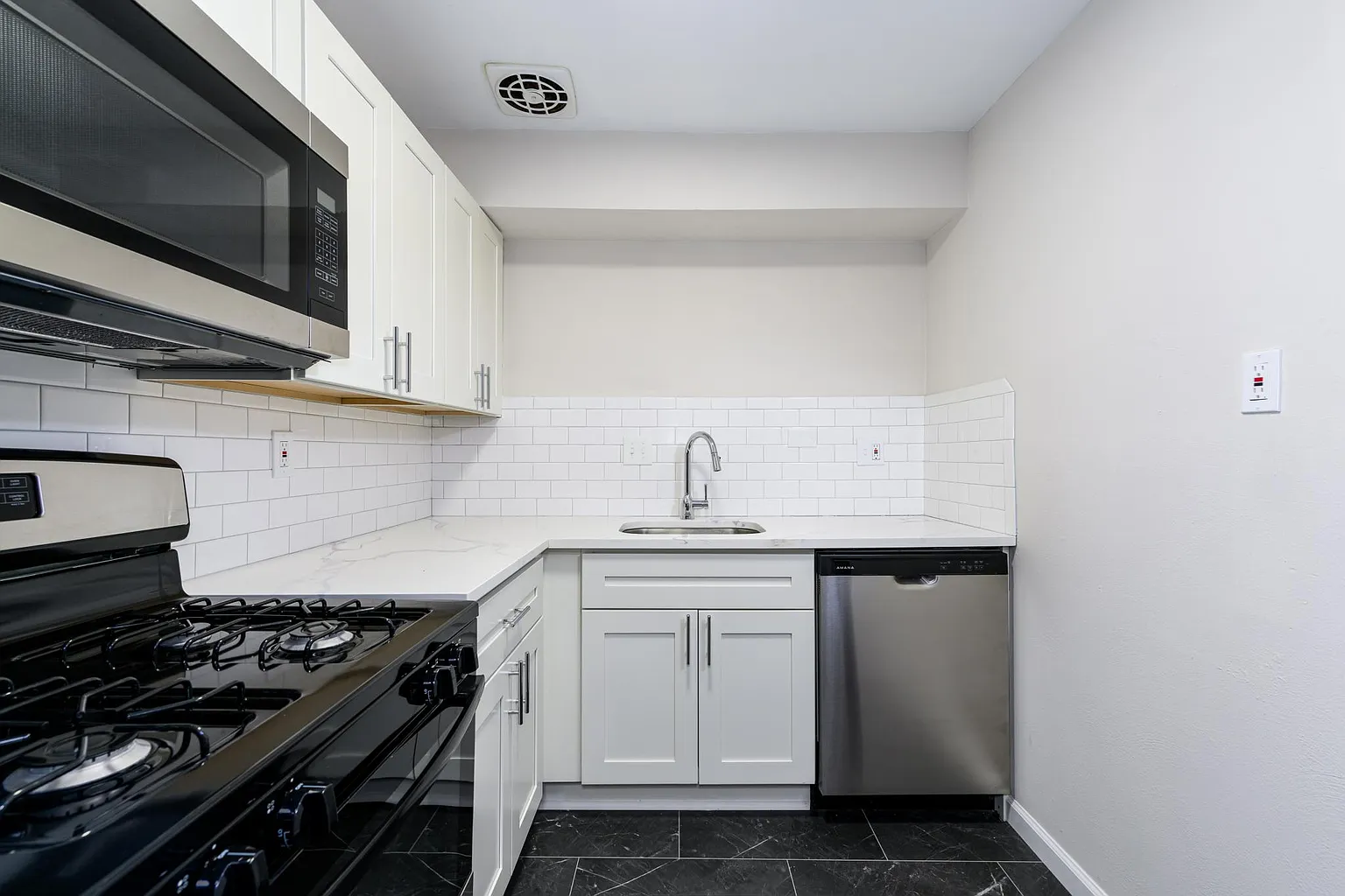 2000 Bellevue Ave #X1 photo 1