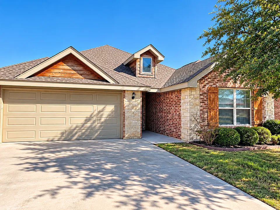 3738 Bettes Ln