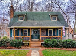 5310 Sterling Forest Dr, Clemmons, NC 27012